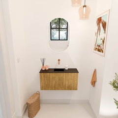 JOYA 80cm toiletmeubel kleur Oak. Wastafel FAYE positie Midden Zonder kraangat kleur Urban.