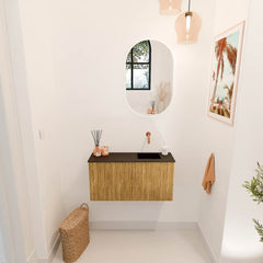 JOYA 80cm toiletmeubel kleur Oak. Wastafel FAYE positie Rechts Zonder kraangat kleur Urban.