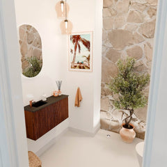 JOYA 80cm toiletmeubel kleur Ruby. Wastafel FAYE positie Links 1 kraangat kleur Urban.