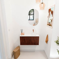 JOYA 80cm toiletmeubel kleur Ruby. Wastafel FAYE positie Rechts Zonder kraangat kleur Talc.