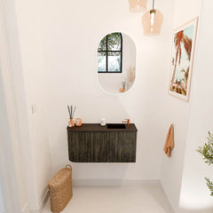 JOYA 81,6cm toiletmeubel ronding links kleur Shadow. Wastafel FAYE positie Rechts 1 kraangat kleur Urban.