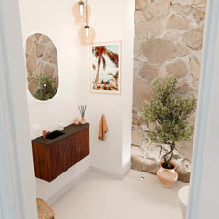 JOYA 81,6cm toiletmeubel ronding rechts kleur Ruby. Wastafel FAYE positie Links 1 kraangat kleur Urban.