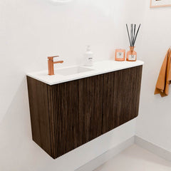 JOYA 81,6cm toiletmeubel ronding rechts kleur Walnut. Wastafel FAYE positie Links 1 kraangat kleur Talc.