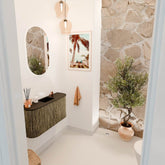 JOYA 83,2cm toiletmeubel ronding links + rechts kleur Dusk. Wastafel FAYE positie Midden 1 kraangat kleur Urban.