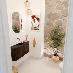 JOYA 83,2cm toiletmeubel ronding links + rechts kleur Walnut. Wastafel FAYE positie Midden Zonder kraangat kleur Urban.