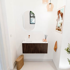 JOYA 90cm toiletmeubel kleur Walnut. Wastafel FAYE positie Links Zonder kraangat kleur Talc.