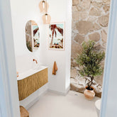 JOYA 91,6cm toiletmeubel ronding links kleur Oak. Wastafel FAYE positie Rechts Zonder kraangat kleur Talc.