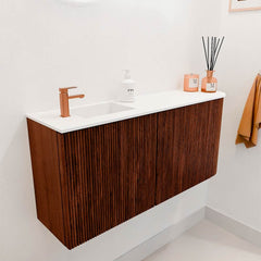 JOYA 91,6cm toiletmeubel ronding rechts kleur Ruby. Wastafel FAYE positie Links 1 kraangat kleur Talc.