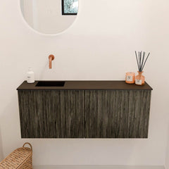 JOYA 100cm toiletmeubel kleur Shadow. Wastafel FAYE positie Links Zonder kraangat kleur Urban.
