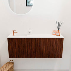 JOYA 100cm toiletmeubel kleur Ruby. Wastafel FAYE positie Links 1 kraangat kleur Talc.