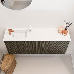 JOYA 100cm toiletmeubel kleur Shadow. Wastafel FAYE positie Links 1 kraangat kleur Talc.