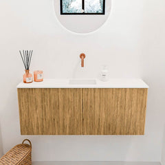 JOYA 100cm toiletmeubel kleur Oak. Wastafel FAYE positie Midden Zonder kraangat kleur Talc.