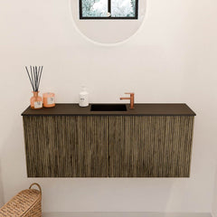 JOYA 100cm toiletmeubel kleur Dusk. Wastafel FAYE positie Midden 1 kraangat kleur Urban.