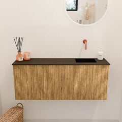 JOYA 100cm toiletmeubel kleur Oak. Wastafel FAYE positie Rechts Zonder kraangat kleur Urban.