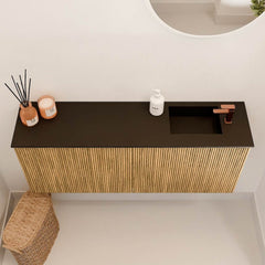 JOYA 100cm toiletmeubel kleur Oak. Wastafel FAYE positie Rechts 1 kraangat kleur Urban.