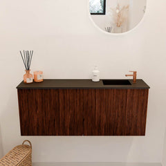 JOYA 100cm toiletmeubel kleur Ruby. Wastafel FAYE positie Rechts 1 kraangat kleur Urban.