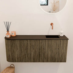 JOYA 101,6cm toiletmeubel ronding links kleur Dusk. Wastafel FAYE positie Rechts Zonder kraangat kleur Urban.