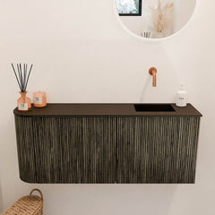 JOYA 101,6cm toiletmeubel ronding links kleur Shadow. Wastafel FAYE positie Rechts Zonder kraangat kleur Urban.