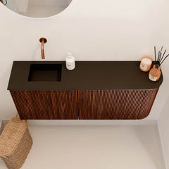 JOYA 101,6cm toiletmeubel ronding rechts kleur Ruby. Wastafel FAYE positie Links Zonder kraangat kleur Urban.