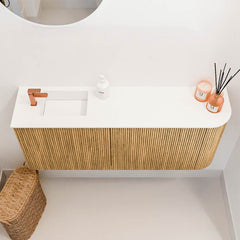 JOYA 101,6cm toiletmeubel ronding rechts kleur Oak. Wastafel FAYE positie Links 1 kraangat kleur Talc.