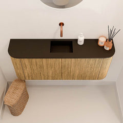 JOYA 103,2cm toiletmeubel ronding links + rechts kleur Oak. Wastafel FAYE positie Midden Zonder kraangat kleur Urban.