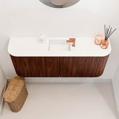 JOYA 103,2cm toiletmeubel ronding links + rechts kleur Ruby. Wastafel FAYE positie Midden 1 kraangat kleur Talc.