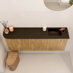 JOYA 111,6cm toiletmeubel ronding links kleur Oak. Wastafel FAYE positie Rechts 1 kraangat kleur Urban.