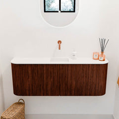 JOYA 113,2cm toiletmeubel ronding links + rechts kleur Ruby. Wastafel FAYE positie Midden Zonder kraangat kleur Talc.