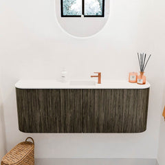 JOYA 113,2cm toiletmeubel ronding links + rechts kleur Shadow. Wastafel FAYE positie Midden 1 kraangat kleur Talc.