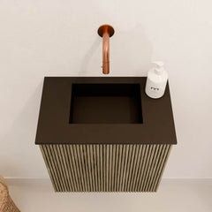 JOYA 40cm toiletmeubel kleur Dusk. Wastafel FAYE positie Midden Zonder kraangat kleur Urban.