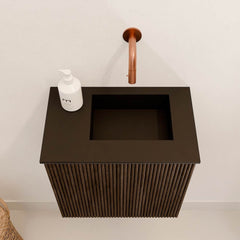 JOYA 40cm toiletmeubel kleur Walnut. Wastafel FAYE positie Rechts Zonder kraangat kleur Urban.