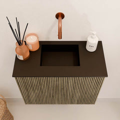 JOYA 50cm toiletmeubel kleur Dusk. Wastafel FAYE positie Midden Zonder kraangat kleur Urban.