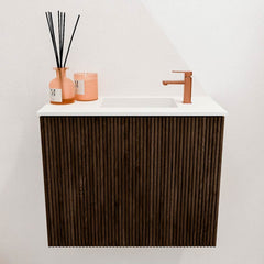 JOYA 50cm toiletmeubel kleur Walnut. Wastafel FAYE positie Rechts 1 kraangat kleur Talc.