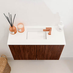 JOYA 60cm toiletmeubel kleur Ruby. Wastafel FAYE positie Midden 1 kraangat kleur Talc.