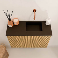 JOYA 60cm toiletmeubel kleur Oak. Wastafel FAYE positie Rechts Zonder kraangat kleur Urban.