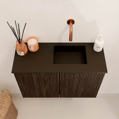 JOYA 60cm toiletmeubel kleur Walnut. Wastafel FAYE positie Rechts Zonder kraangat kleur Urban.