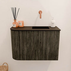 JOYA 61,6cm toiletmeubel ronding links kleur Shadow. Wastafel FAYE positie Rechts Zonder kraangat kleur Urban.