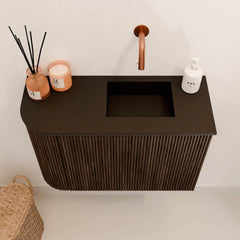 JOYA 61,6cm toiletmeubel ronding links kleur Walnut. Wastafel FAYE positie Rechts Zonder kraangat kleur Urban.