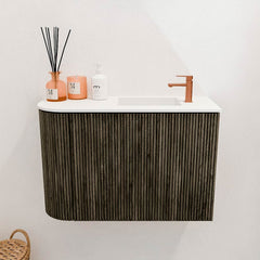 JOYA 61,6cm toiletmeubel ronding links kleur Shadow. Wastafel FAYE positie Rechts 1 kraangat kleur Talc.