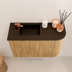 JOYA 61,6cm toiletmeubel ronding rechts kleur Oak. Wastafel FAYE positie Links 1 kraangat kleur Urban.