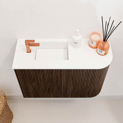 JOYA 61,6cm toiletmeubel ronding rechts kleur Walnut. Wastafel FAYE positie Links 1 kraangat kleur Talc.