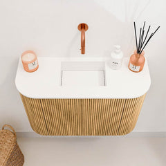 JOYA 63,2cm toiletmeubel ronding links + rechts kleur Oak. Wastafel FAYE positie Midden Zonder kraangat kleur Talc.