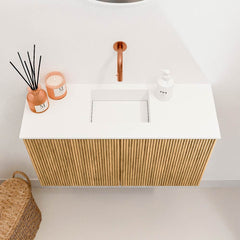 JOYA 70cm toiletmeubel kleur Oak. Wastafel FAYE positie Midden Zonder kraangat kleur Talc.