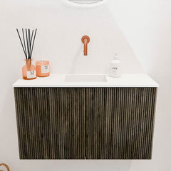 JOYA 70cm toiletmeubel kleur Shadow. Wastafel FAYE positie Midden Zonder kraangat kleur Talc.