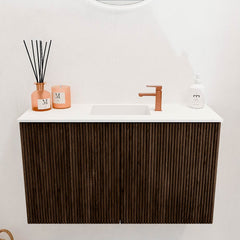 JOYA 70cm toiletmeubel kleur Walnut. Wastafel FAYE positie Midden 1 kraangat kleur Talc.