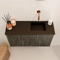 JOYA 70cm toiletmeubel kleur Shadow. Wastafel FAYE positie Rechts Zonder kraangat kleur Urban.