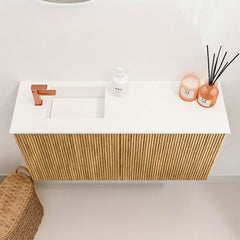 JOYA 80cm toiletmeubel kleur Oak. Wastafel FAYE positie Links 1 kraangat kleur Talc.