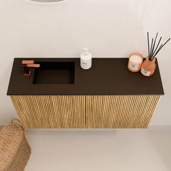 JOYA 80cm toiletmeubel kleur Oak. Wastafel FAYE positie Links 1 kraangat kleur Urban.