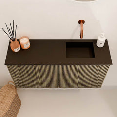 JOYA 80cm toiletmeubel kleur Dusk. Wastafel FAYE positie Rechts Zonder kraangat kleur Urban.