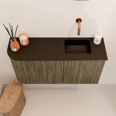 JOYA 81,6cm toiletmeubel ronding links kleur Dusk. Wastafel FAYE positie Rechts Zonder kraangat kleur Urban.